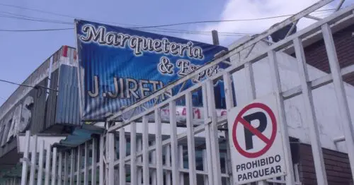 MARQUETERIA Y ESPEJOS J  JIRETH